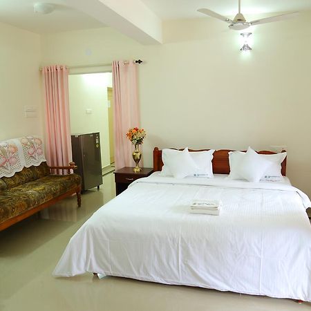 Greenfield Inn Thiruvananthapuram Екстериор снимка