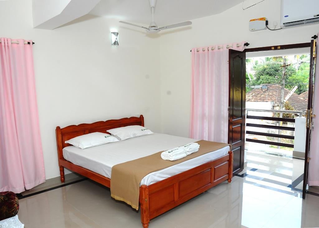 Greenfield Inn Thiruvananthapuram Стая снимка