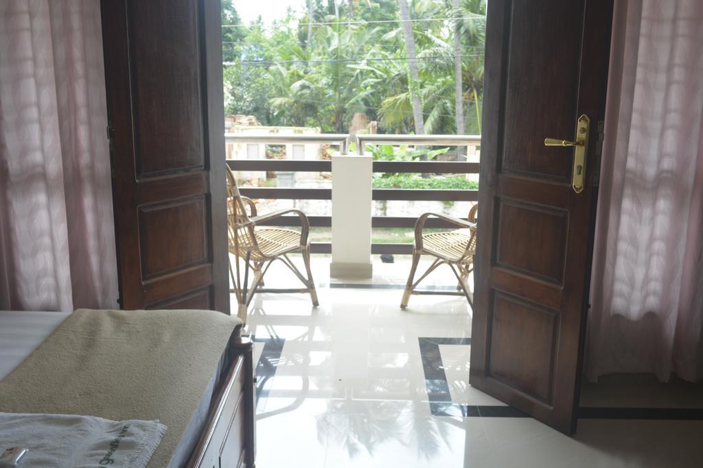 Greenfield Inn Thiruvananthapuram Екстериор снимка